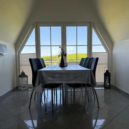 Reethaus Arkonablick, In Erster Reihe Am Kurpark Und Meer, Hunde Herzlich Willkommen