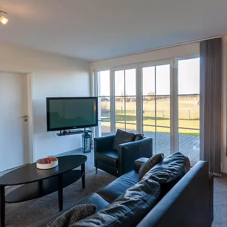 Reethaus Arkonablick, In Erster Reihe Am Kurpark Und Meer, Hunde Herzlich Willkommen * Glowe