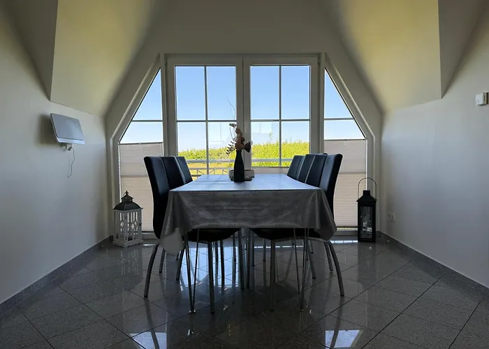 Reethaus Arkonablick, In Erster Reihe Am Kurpark Und Meer, Hunde Herzlich Willkommen